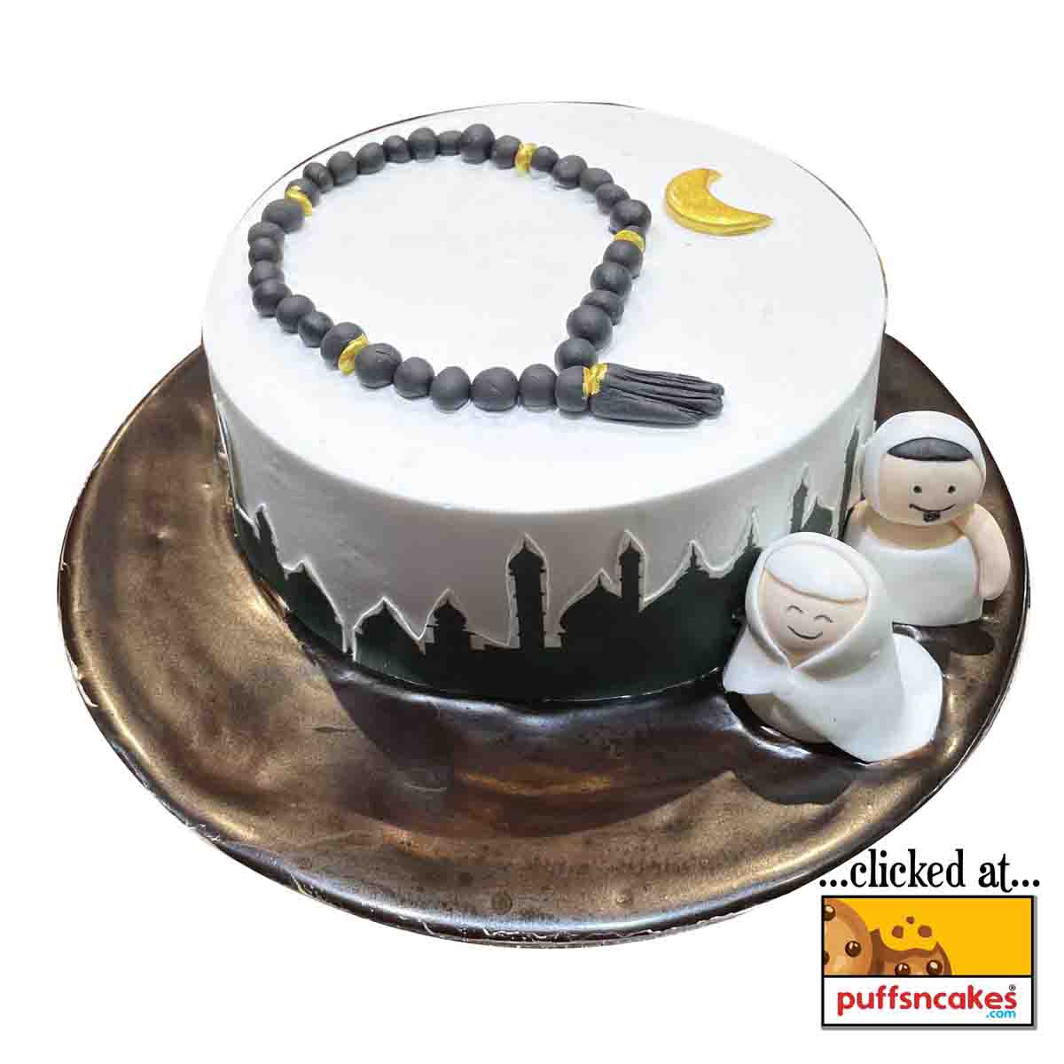 (1198) Umrah Theme Semi Fondant Cake